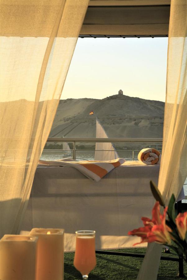 Iberotel Crown Empress: Luxor & Aswan Nile Cruise Exterior photo