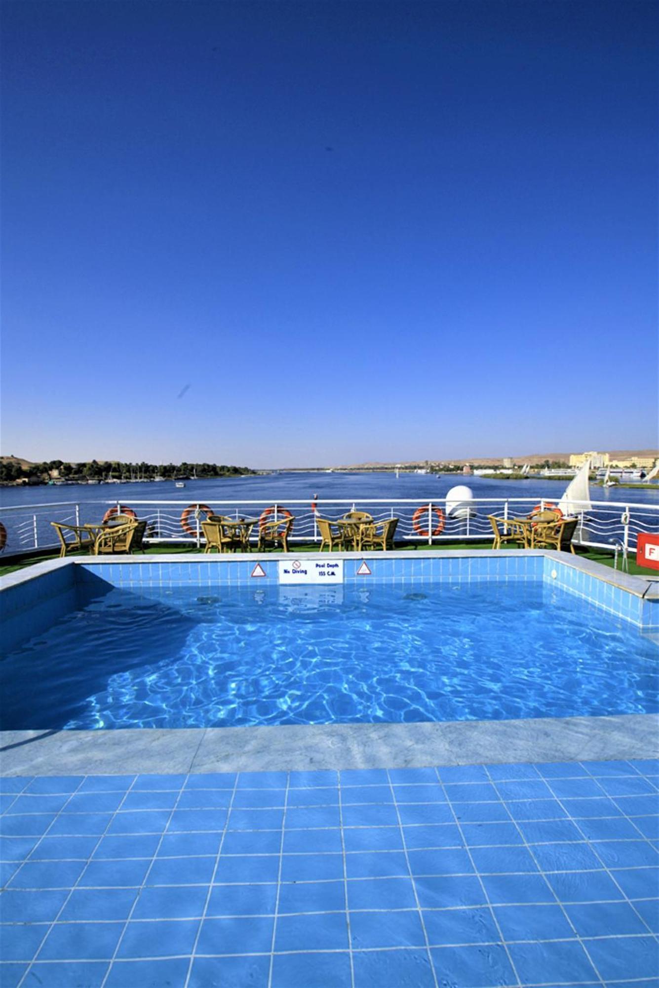 Iberotel Crown Empress: Luxor & Aswan Nile Cruise Exterior photo